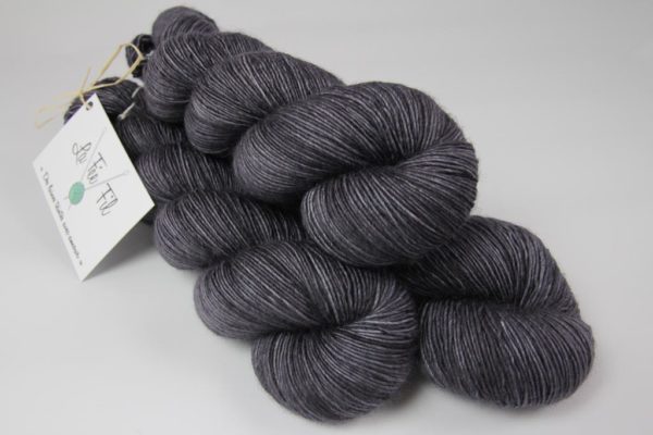 Lancé de Menhir Merino Single Fingering-1 Lancé de Menhir Merino Single Fingering-1
